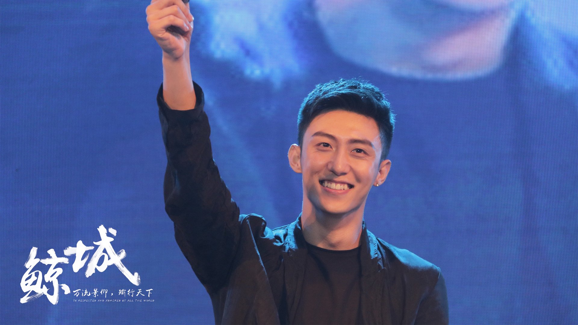 AYX体育-2018年首轮季后赛：库里在最后2分钟，连续投中三记三分，实现“鸟枪换炮”