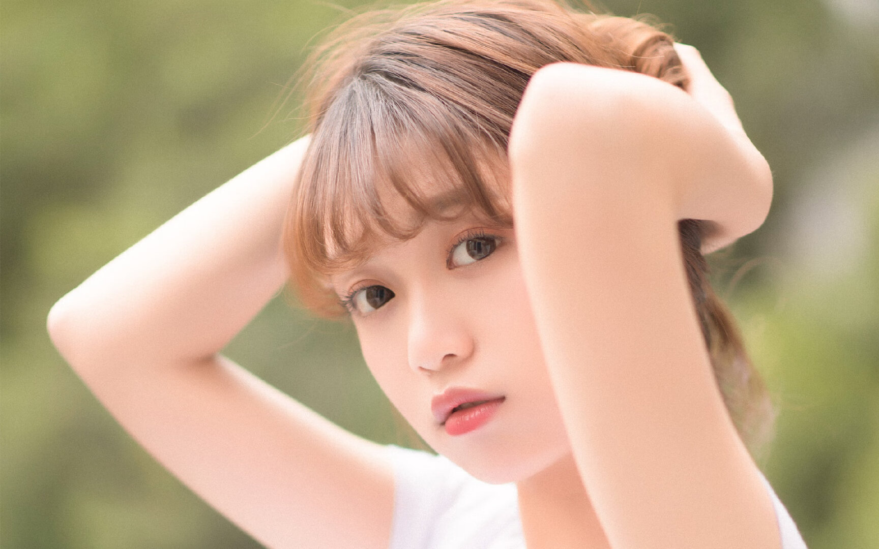 伊朗球队合影全员戴手套围巾，时尚圈点赞“冷酷战士”