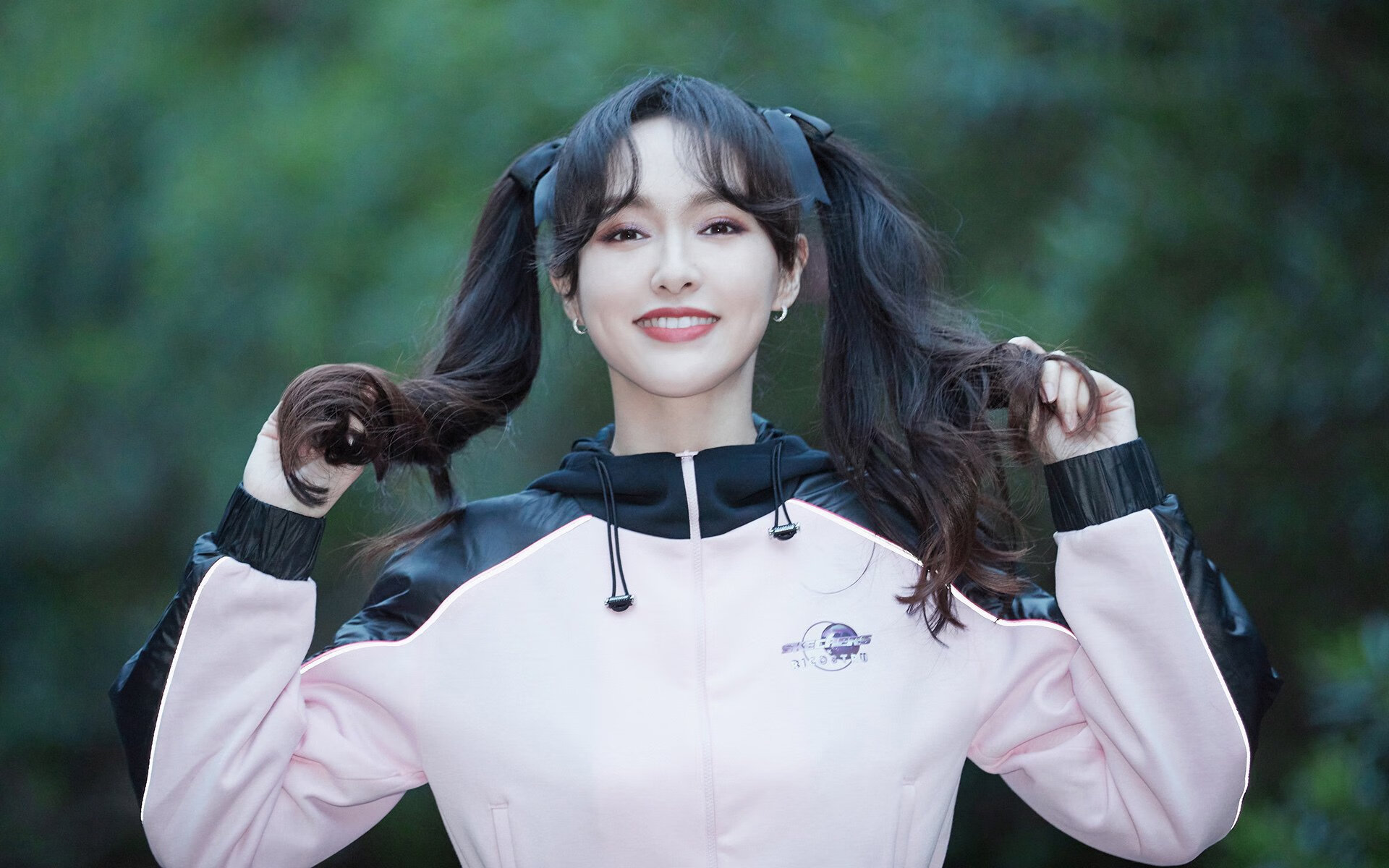 欧洲杯的球迷互动体验不断升级,欧洲杯的魅力